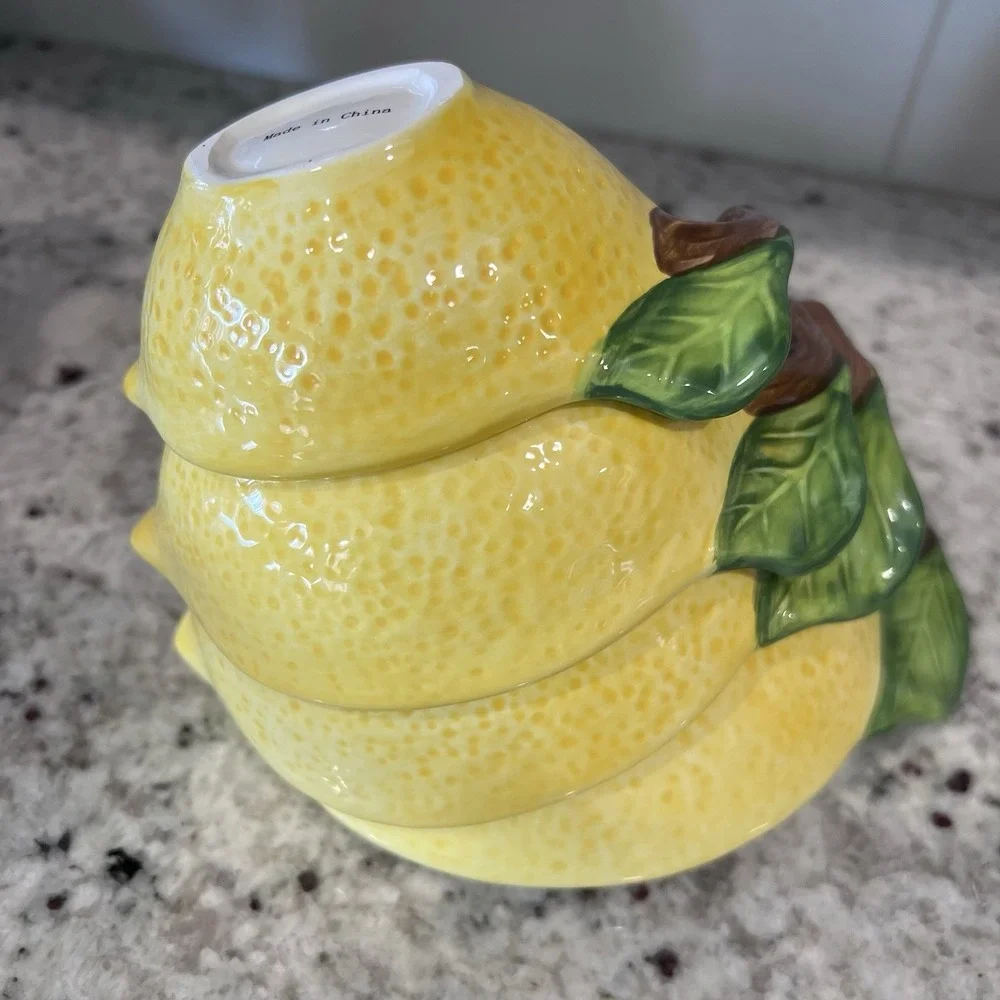 RARE! SUR LA TABLE Lemon Shape Ceramic Nesting Measuring Cups (Set of 4) Mint